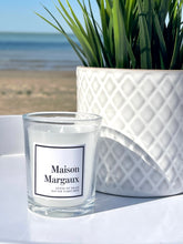 Load image into Gallery viewer, Maison Margaux Nette et Frais | Crisp & Clean | 4-ounce Scented Candle